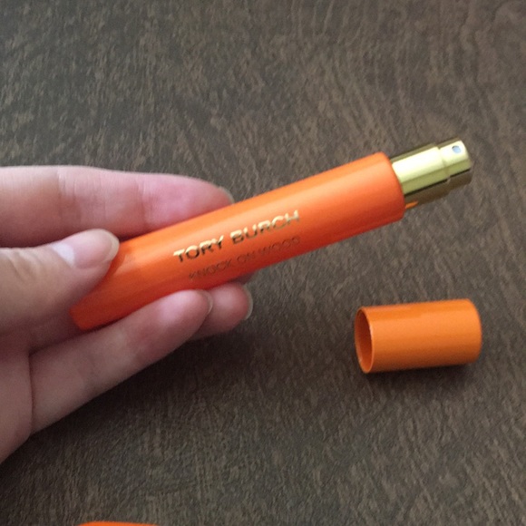 Tory Burch Knock On Wood Ed t Travel Size 7m l - Picture 2 of 2